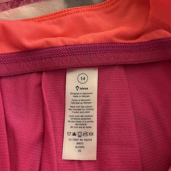 Ivivva tank with built in bra. Size 14 - Picture 6 of 9